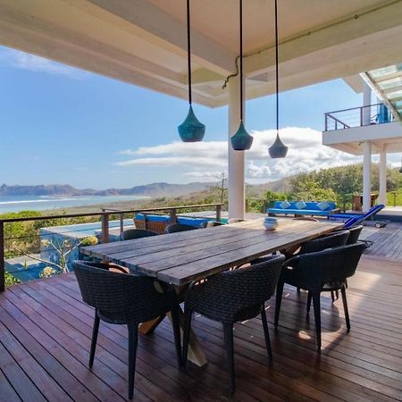Villa Nambung Selong Belanak Exteriör bild