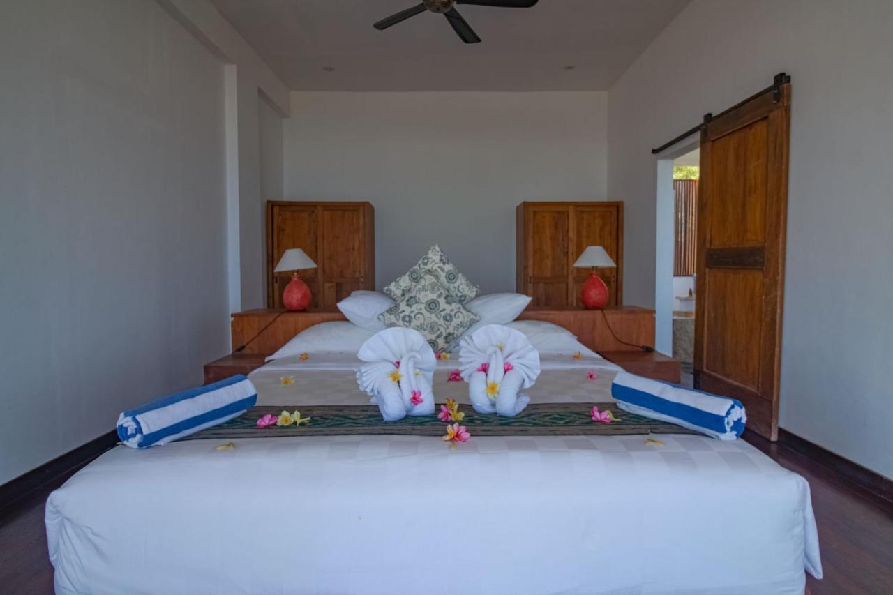 Villa Nambung Selong Belanak Exteriör bild